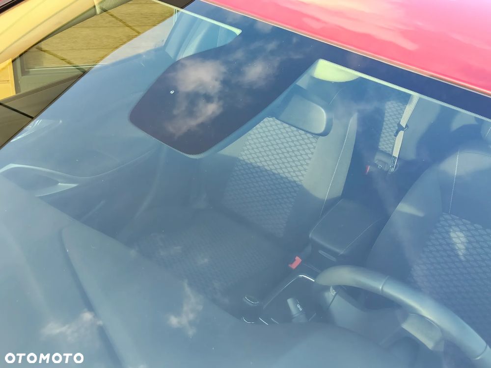 Opel Astra 1.2 Turbo Elegance - 4