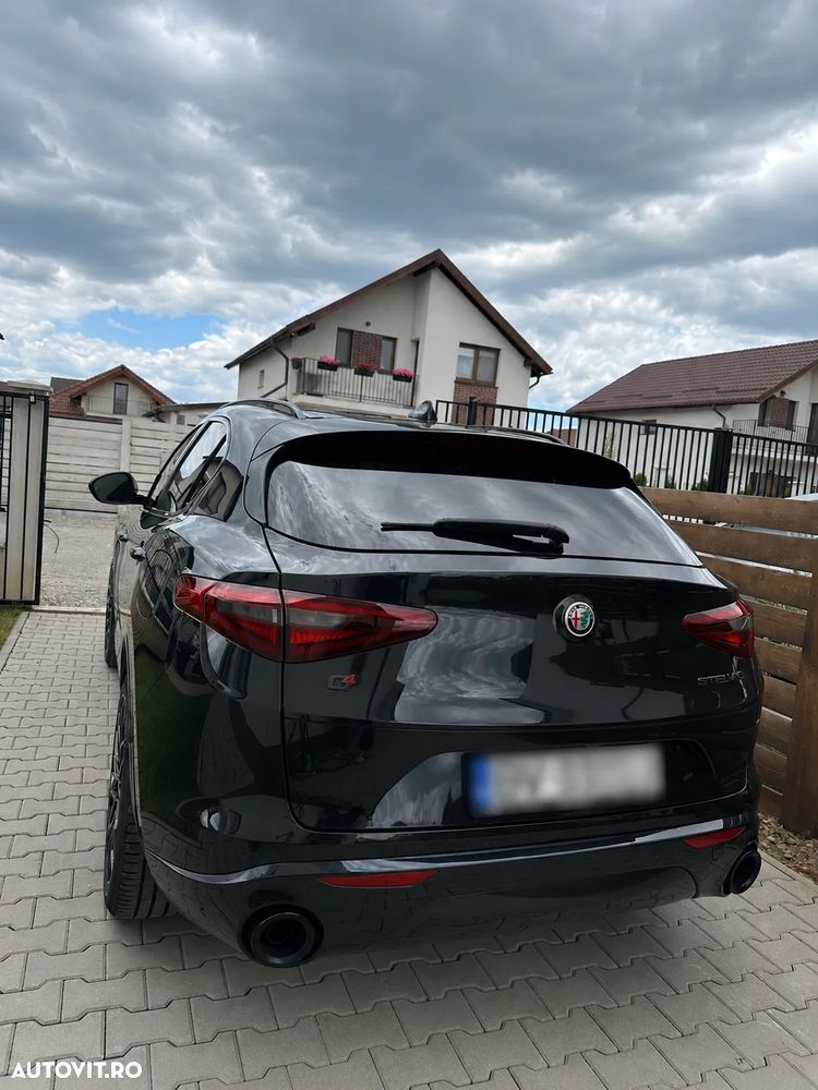 Alfa Romeo Stelvio 2.0 Turbo AWD AT8 Veloce - 7