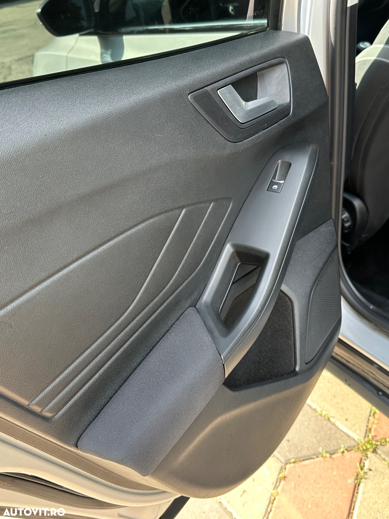 Ford Focus 1.5 EcoBlue Start-Stopp-System TITANIUM DESIGN - 27