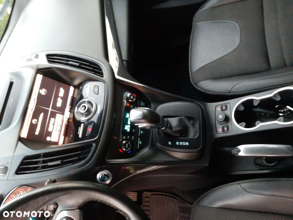Ford Kuga - 7