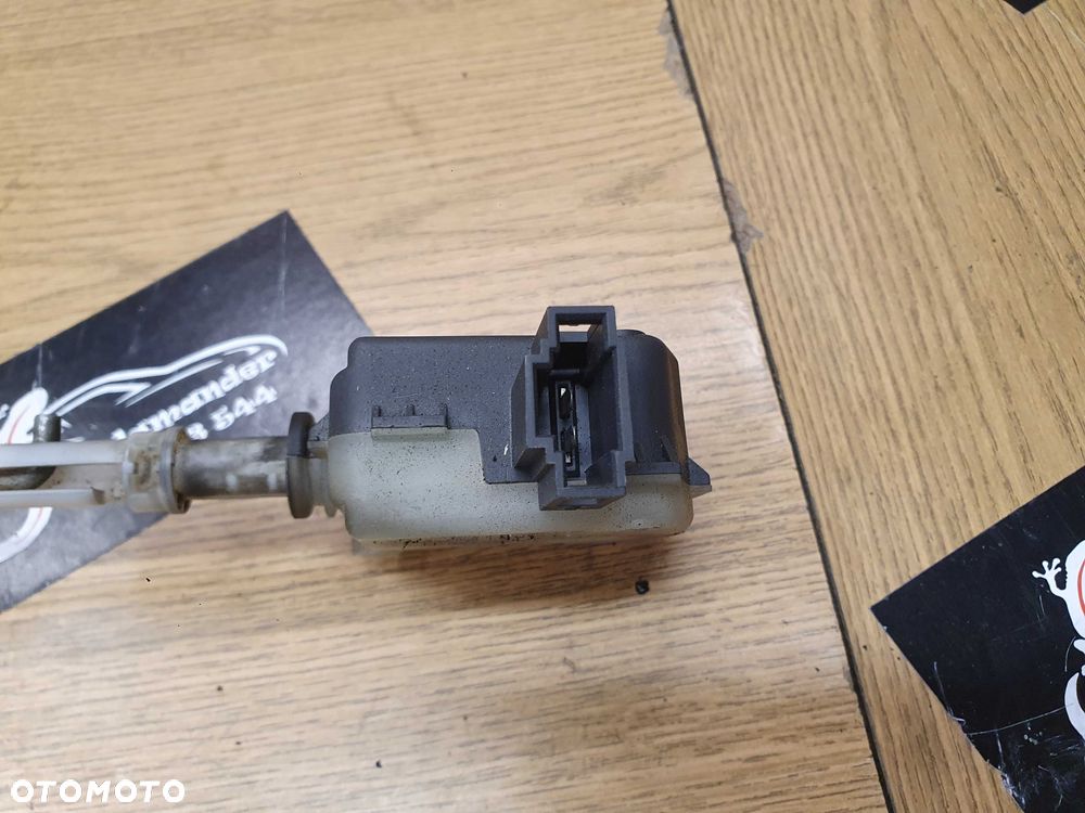 Siłownik 7M0862159 4B9962115B Silniczek Elektryczny Cięgno Zamka Klapy Bagażnika Audi A4 B6 Kombi Sedan 4B9962115B - 19