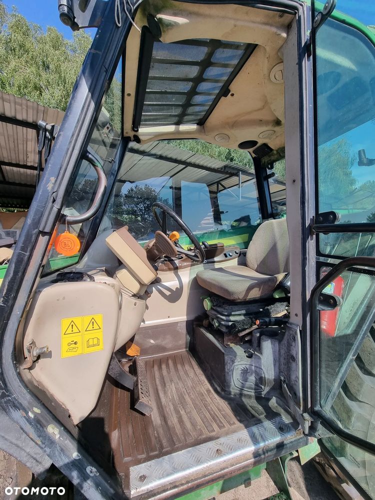 John Deere 3215 - 5