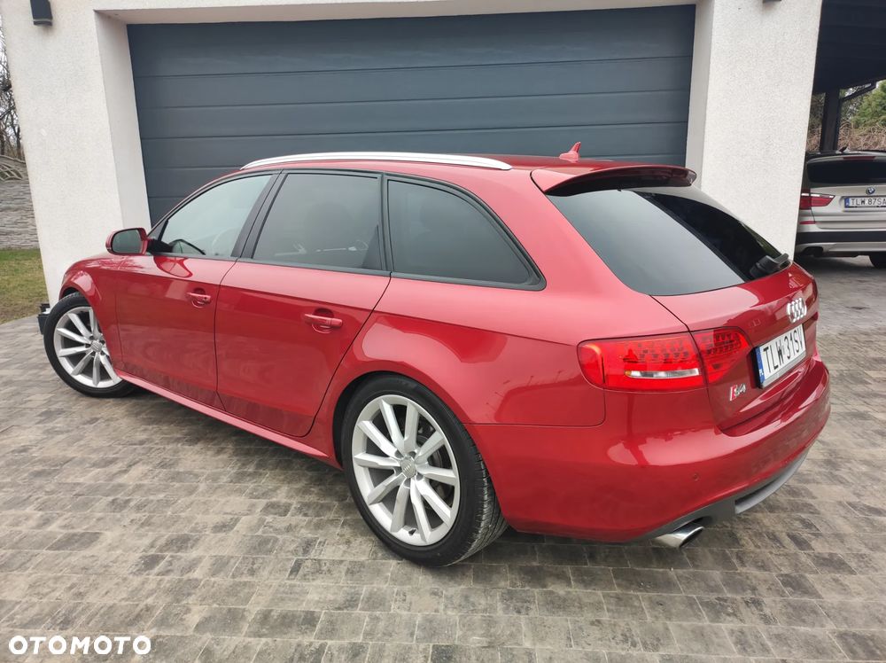 Audi A4 Avant - 26