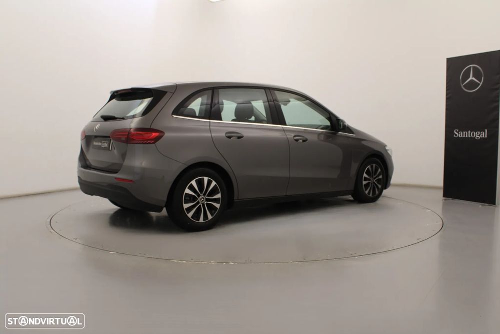 Mercedes-Benz B 180 d - 6