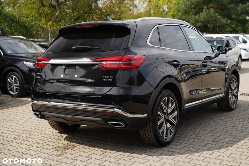Hongqi HS5 - 4