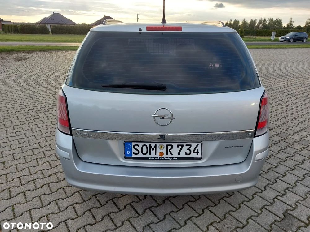 Opel Astra 1.8 Caravan Cosmo - 5