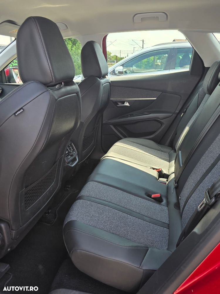 Peugeot 3008 PureTech 130 Stop & Start GPF EAT8 Allure - 10