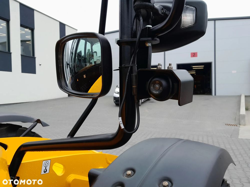 JCB 540-140 2022r - 17