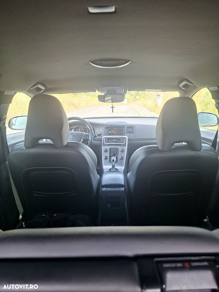 Volvo V60 D3 Summum - 23