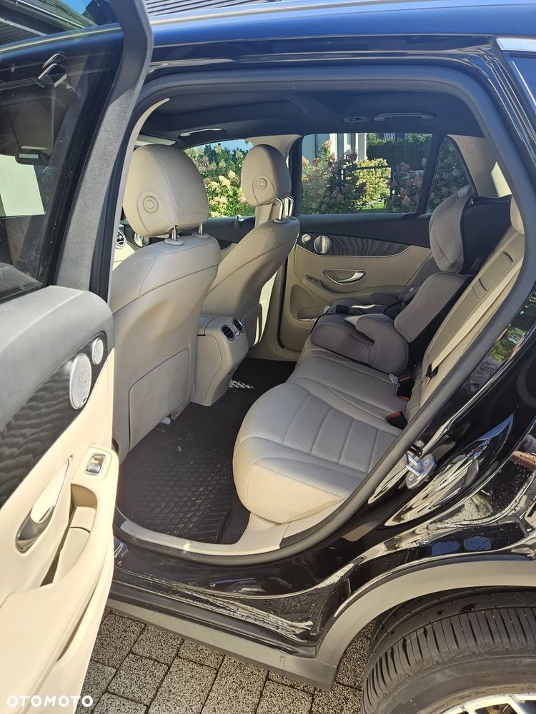 Mercedes-Benz GLC 300 4-Matic - 10