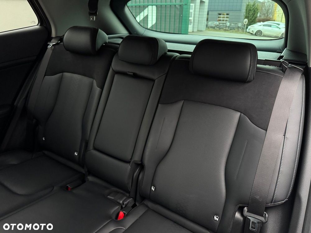 Kia Sportage 1.6 T-GDI HEV Business Line 4WD - 13