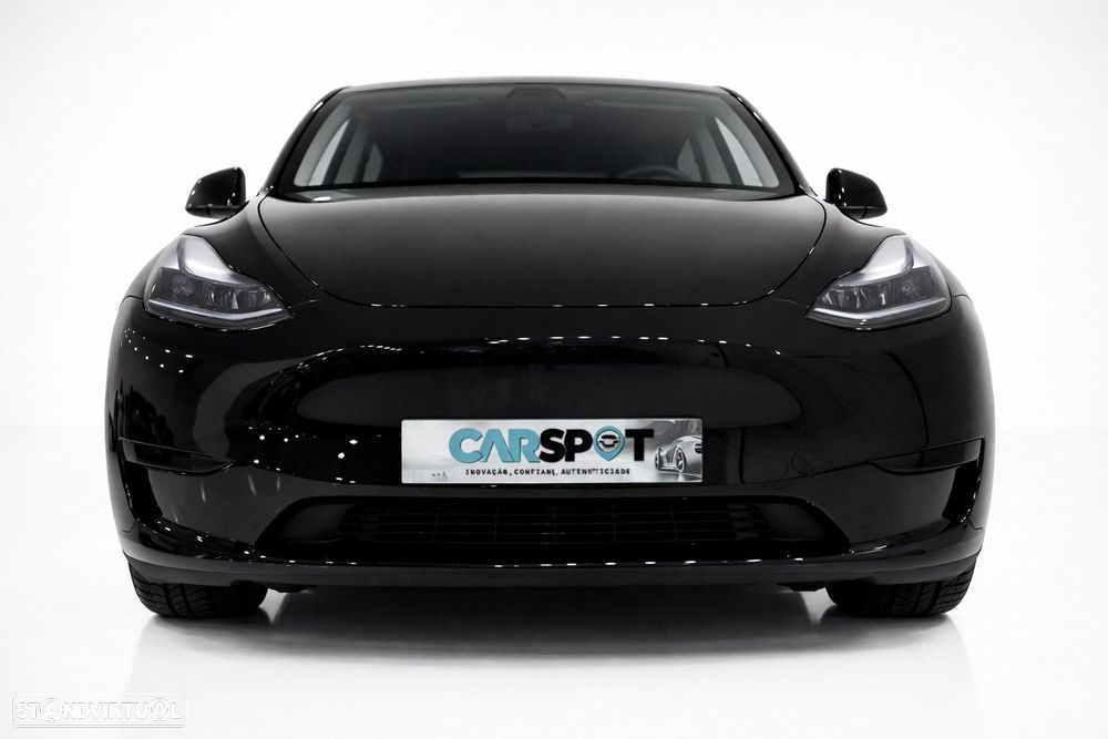 Tesla Model Y Standard RWD - 3