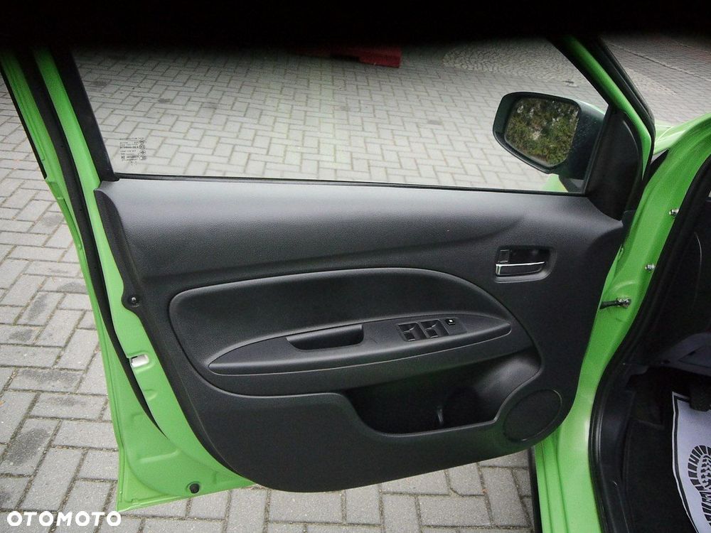 Mitsubishi Space Star 1.2 Clear Tec Edition+ - 28