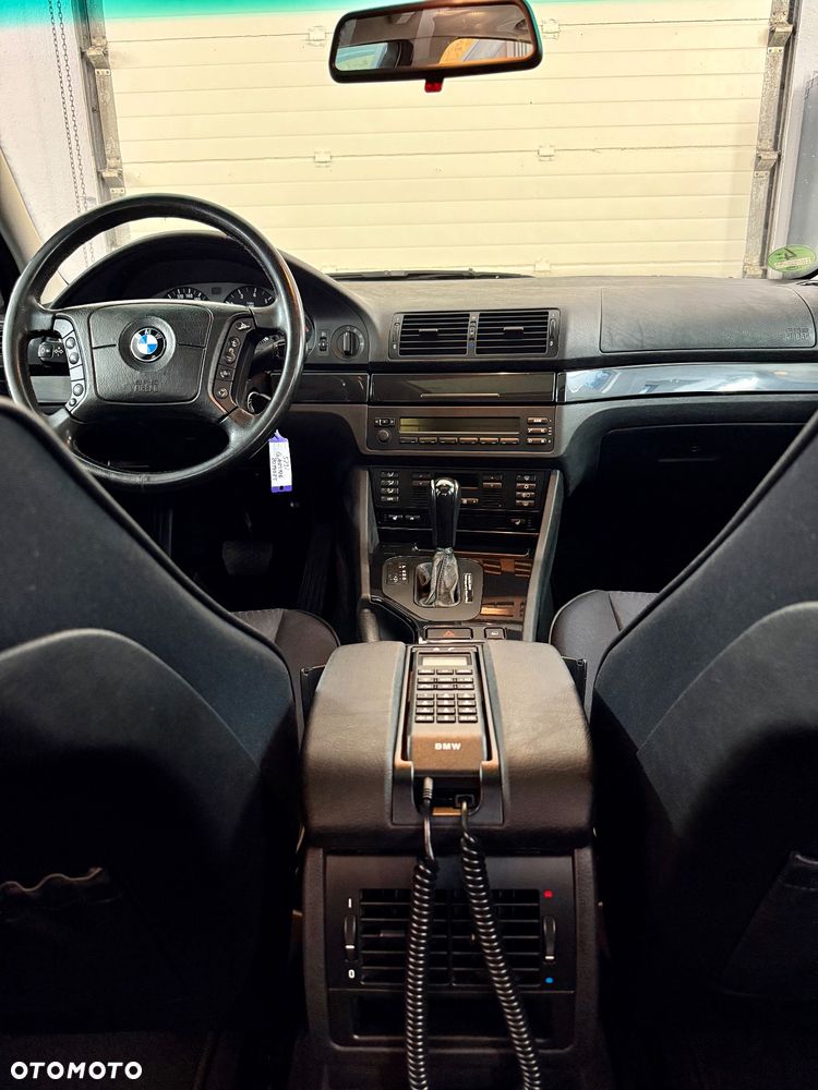 BMW Seria 5 - 27