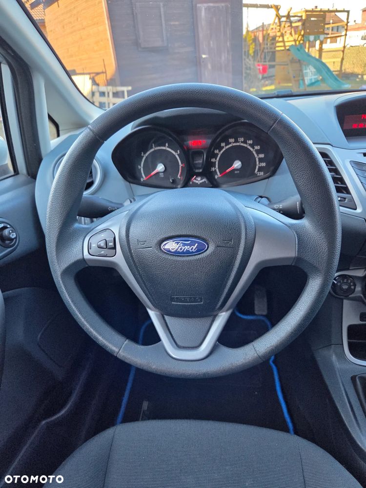 Ford Fiesta 1.25 Titanium EU6 - 10