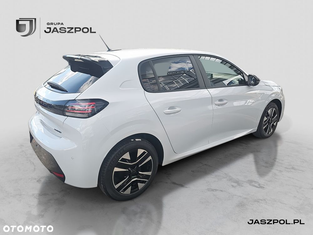 Peugeot 208 - 5