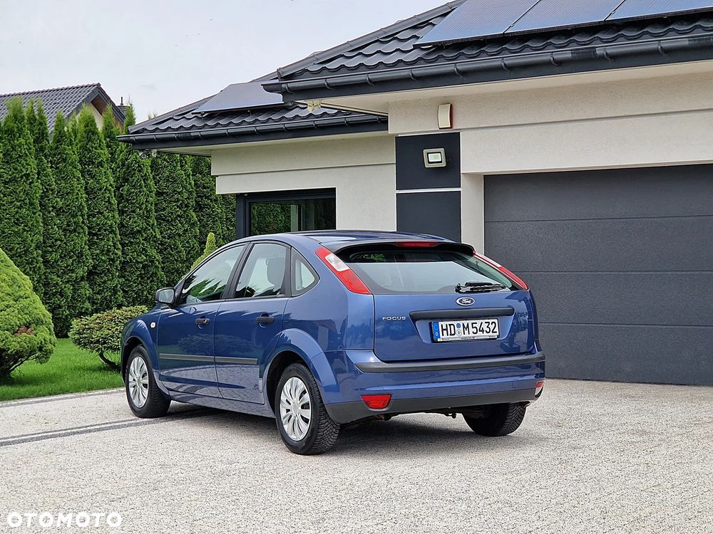 Ford Focus 1.6 16V Fun - 20