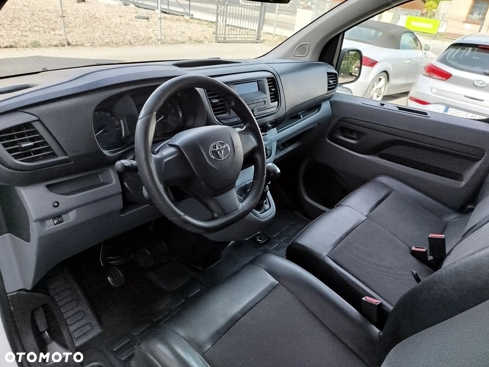 Toyota PROACE - 12