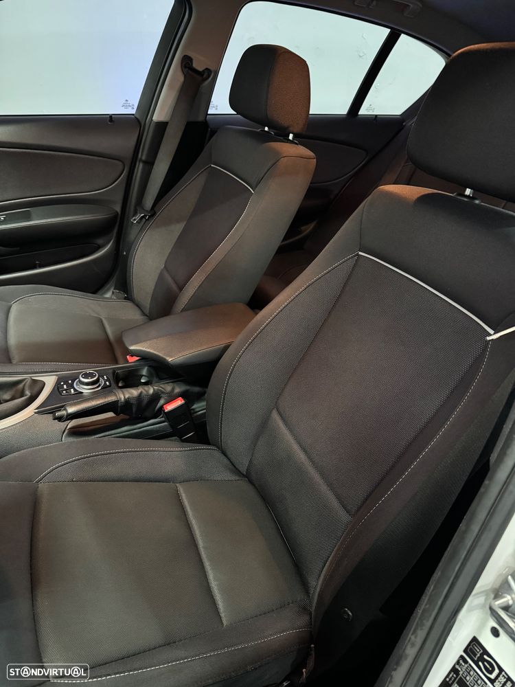 BMW 118 d xDrive Urban Line - 15