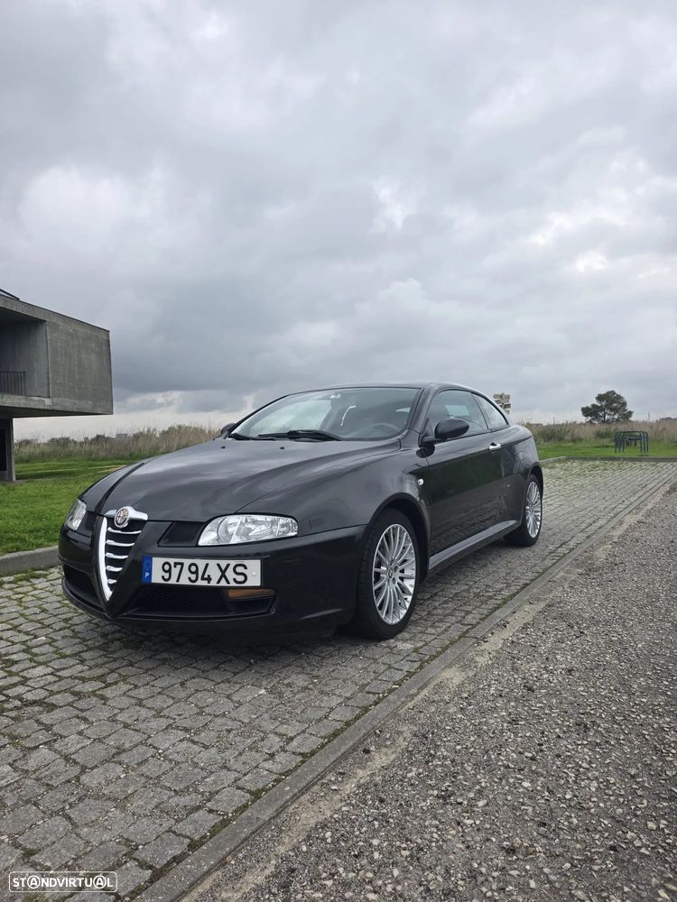 Alfa Romeo GT 1.9 JTD M-JET - 1