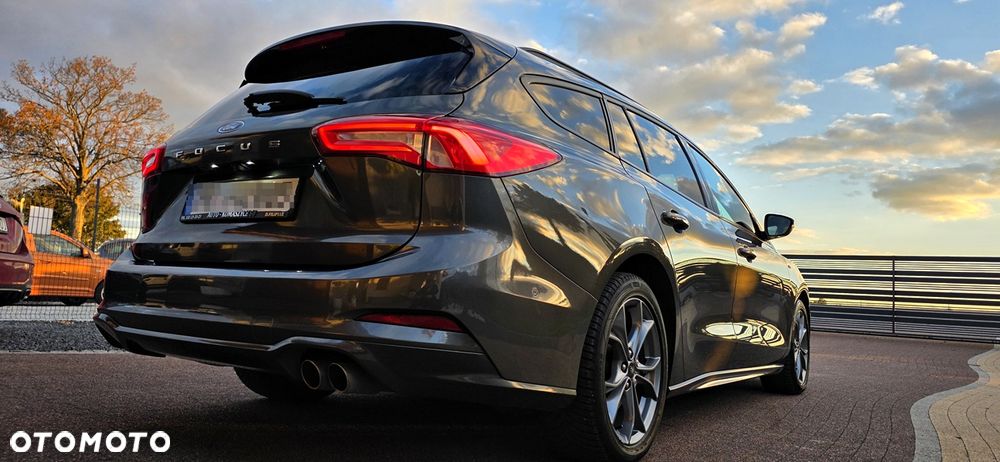 Ford Focus - 24