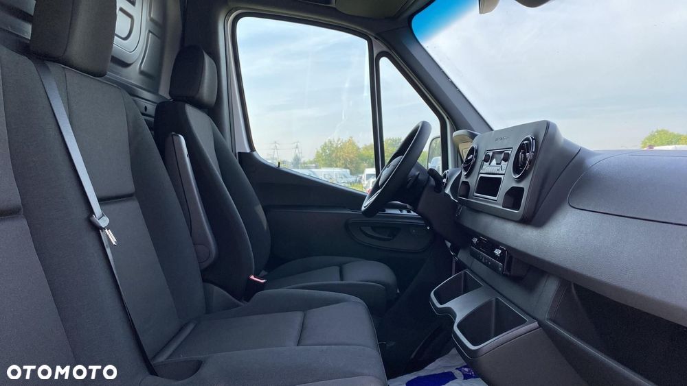 Mercedes-Benz eSprinter - 7