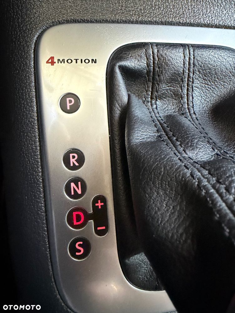 Volkswagen Tiguan 2.0 TDI DPF 4Motion BlueMotion Technology DSG Exclusive - 10