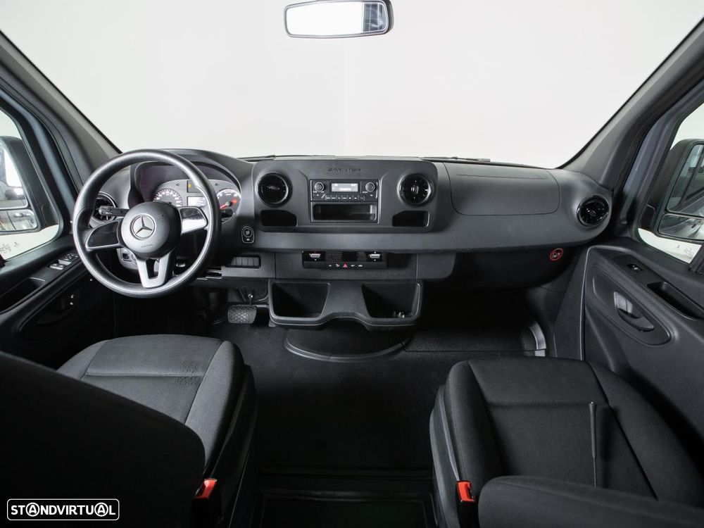 Mercedes-Benz E-SPRINTER STANDARD 55/47 KWH C/IVA - 6