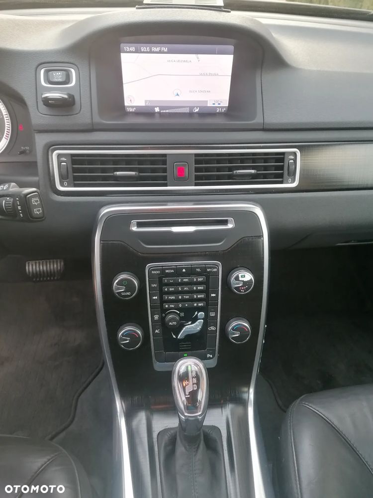 Volvo V70 D3 Geartronic Momentum - 14