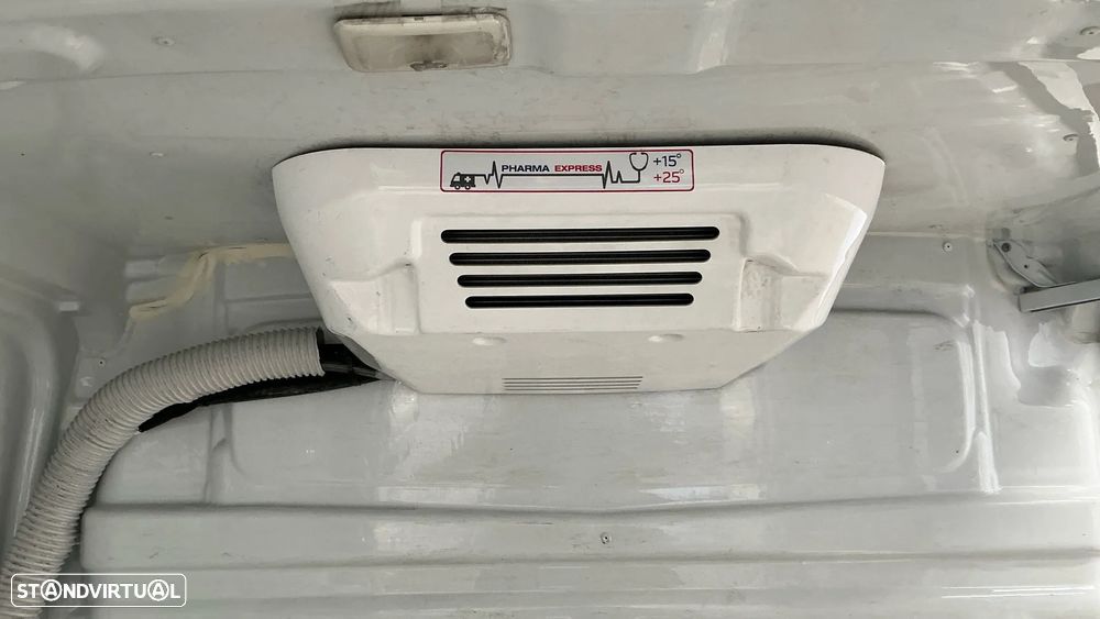 Renault TRAFIC 2.0DCI 3LUG C/MOTOR DE FRIO - 8