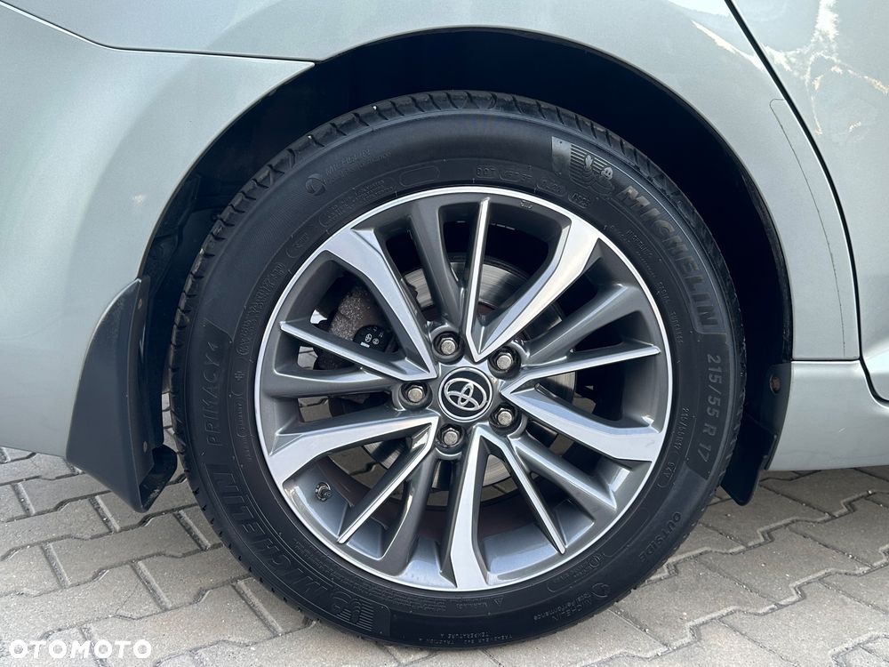 Toyota Avensis Touring Sports 1.8 Comfort - 17