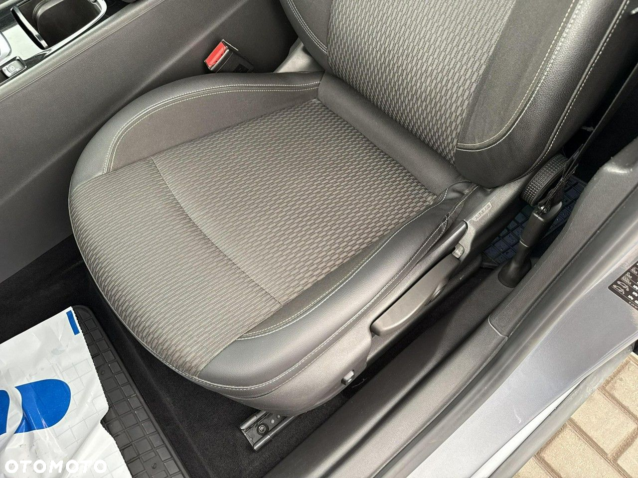 Opel Insignia - 17