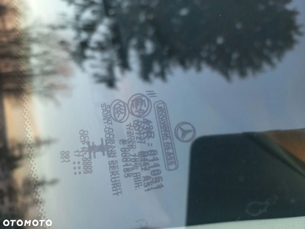 Mercedes-Benz GLC - 28