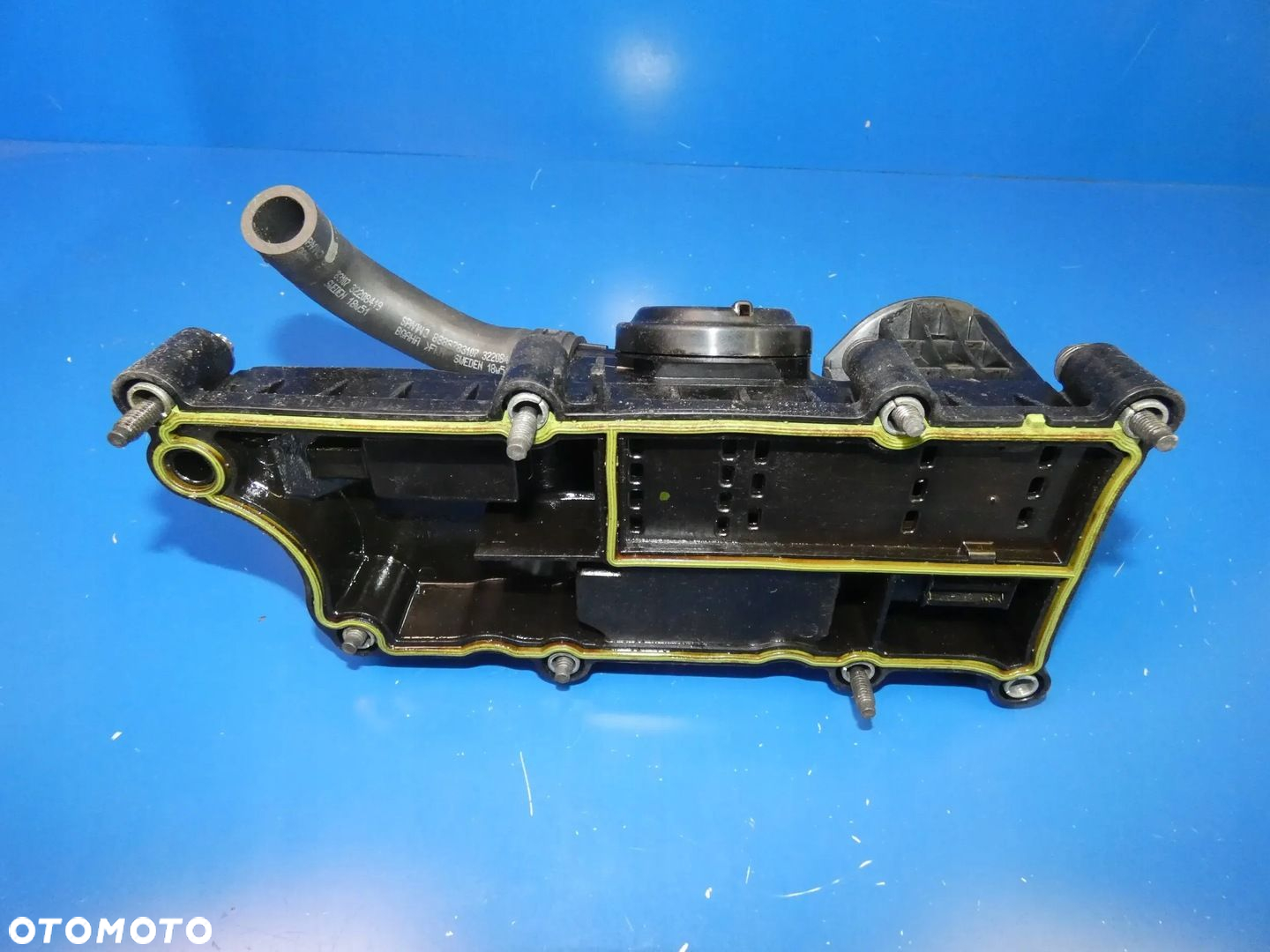 VOLVO XC40 1.5 T3 TURBO POKRYWA ZAWORÓW SEPARATOR ODMA WLEW OLEJU - 2