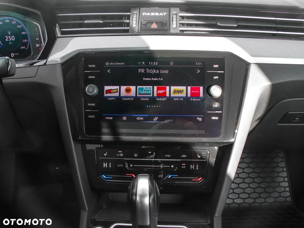 Volkswagen Passat 2.0 TDI EVO Business DSG - 15