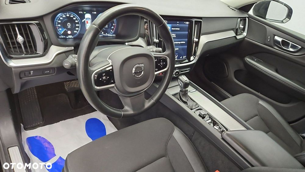 Volvo V60 Cross Country D4 AWD - 9