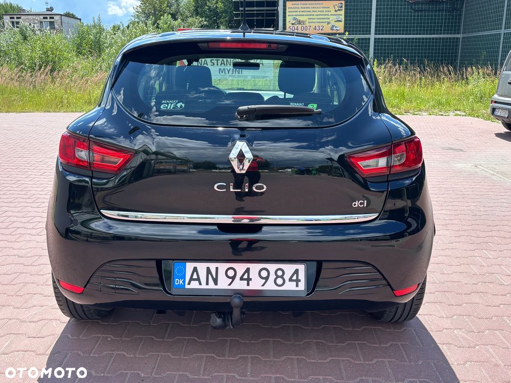 Renault Clio - 6