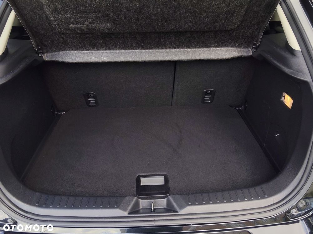 Mazda CX-3 SKYACTIV-G 121 FWD Signature+ - 22