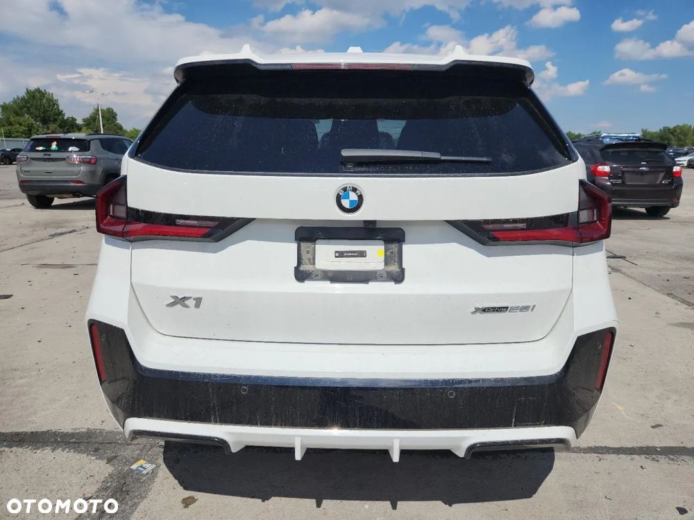 BMW X1 - 6