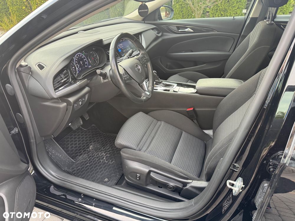 Opel Insignia 2.0 T Elegance S&S - 18