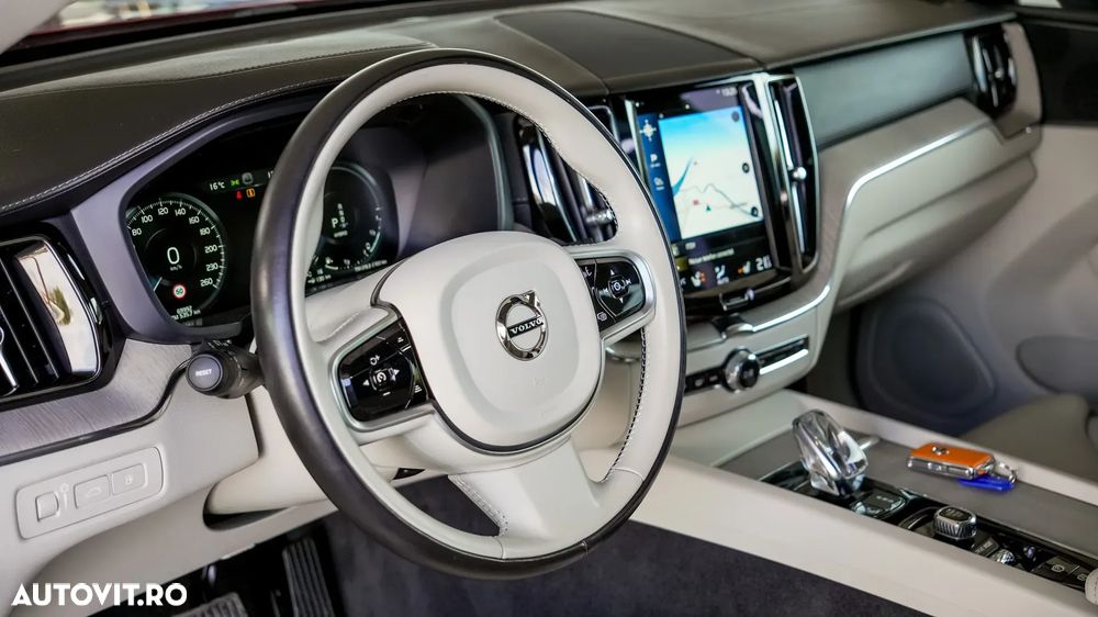 Volvo XC 60 Recharge T6 Twin Engine eAWD Inscription Expression - 21