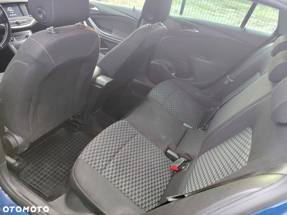Opel Astra - 8