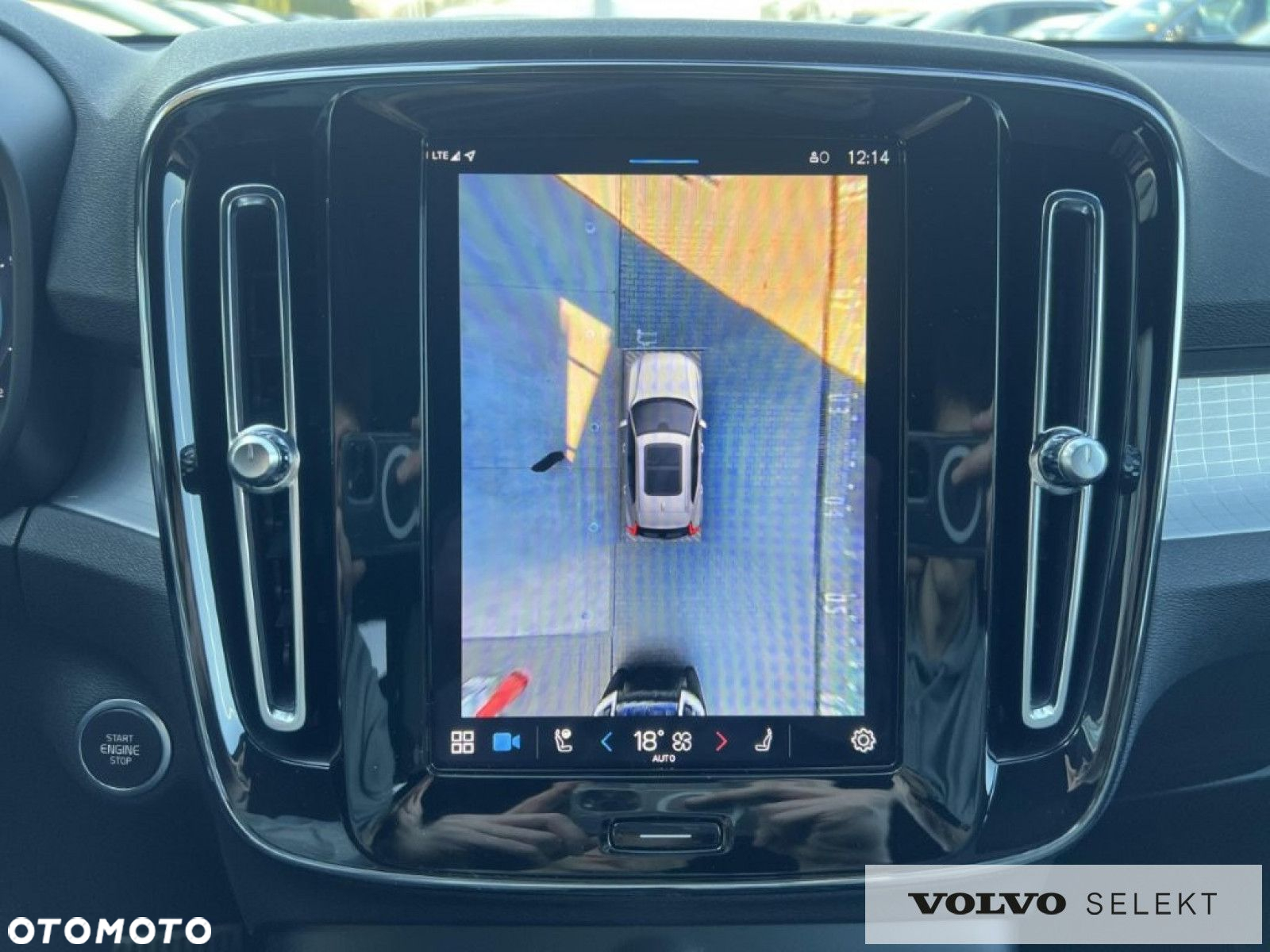 Volvo XC 40 - 28