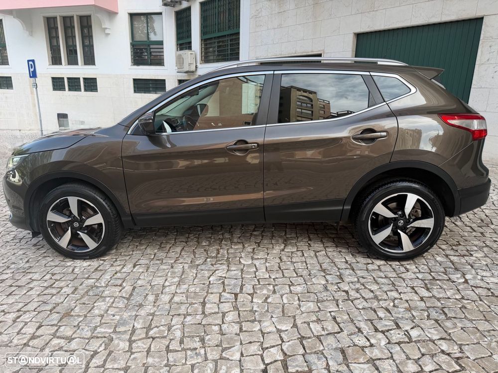 Nissan Qashqai 1.2 DIG-T N-Vision Xtronic - 23
