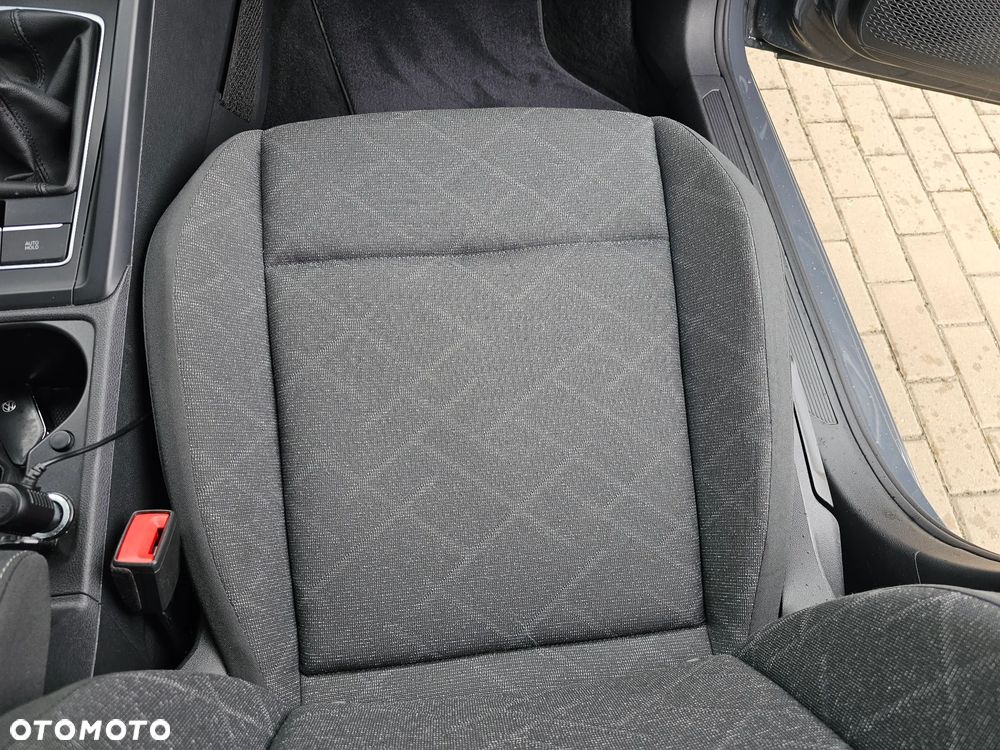 Volkswagen Golf 1.5 TSI EVO Life - 16