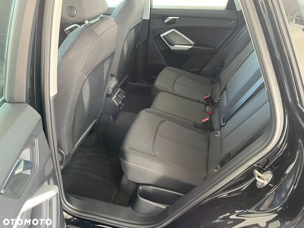 Audi Q3 35 TFSI Advanced S tronic - 11