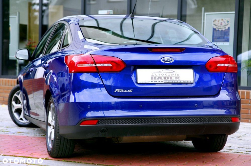 Ford Focus 1.6 Trend Sport - 22