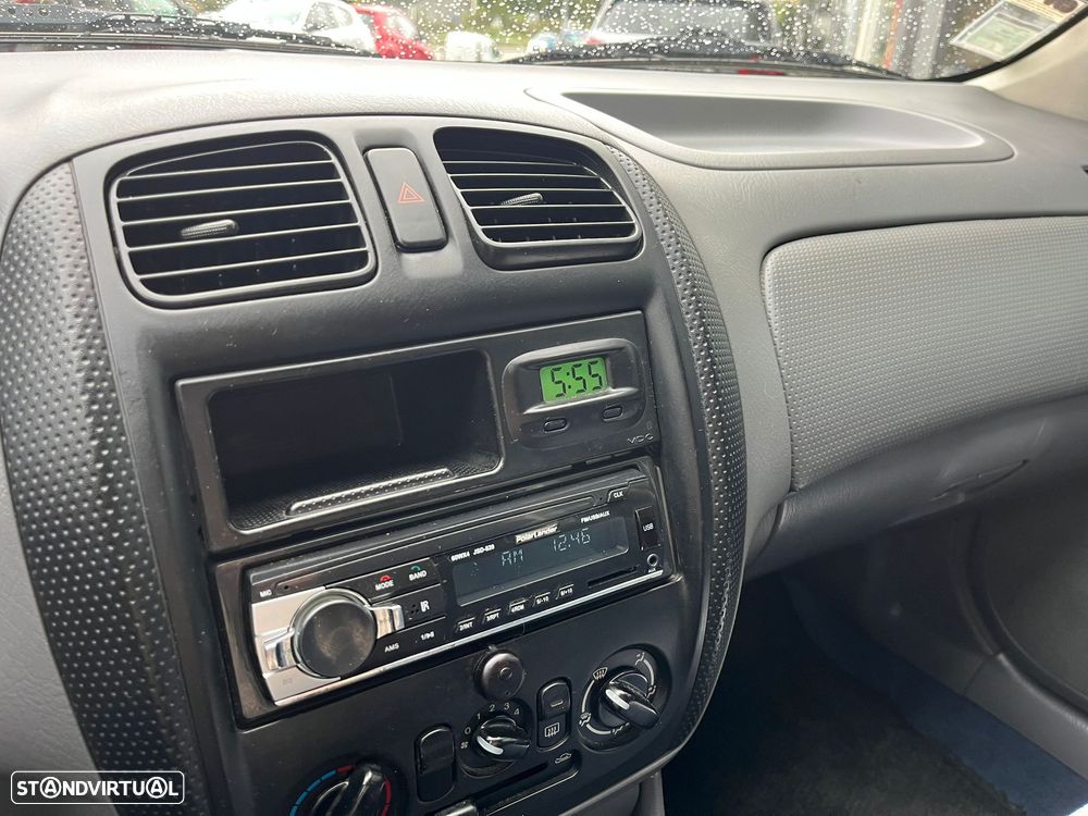 Mazda 323 1.3 Familia - 16