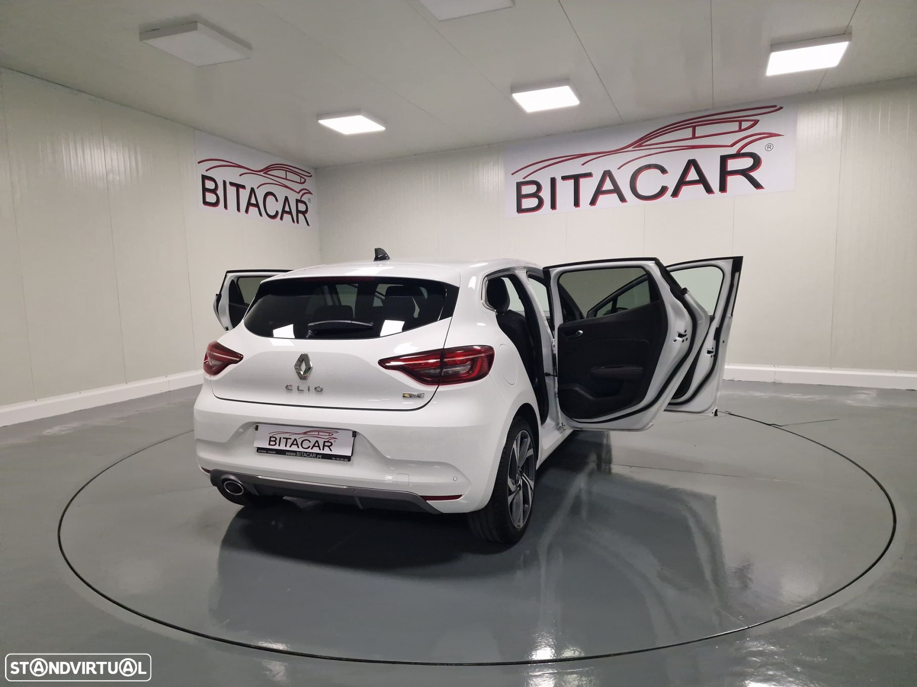 Renault Clio 1.5 Blue dCi RS Line - 24