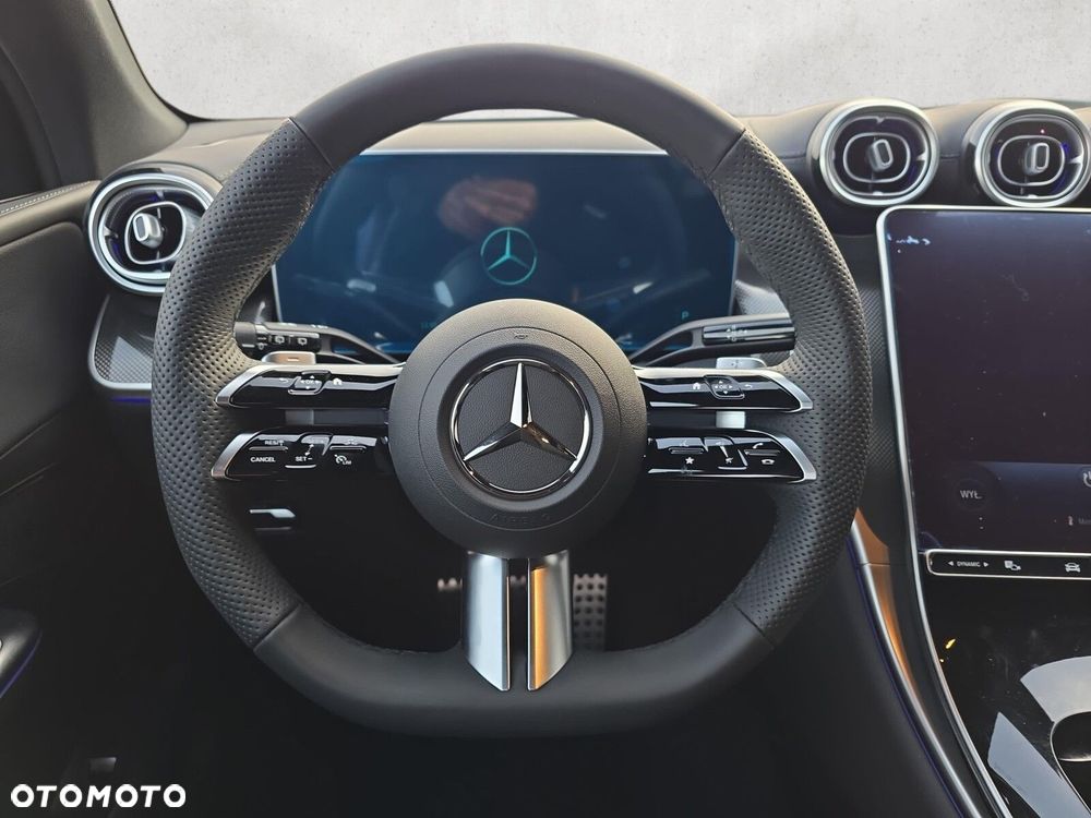 Mercedes-Benz GLC - 15